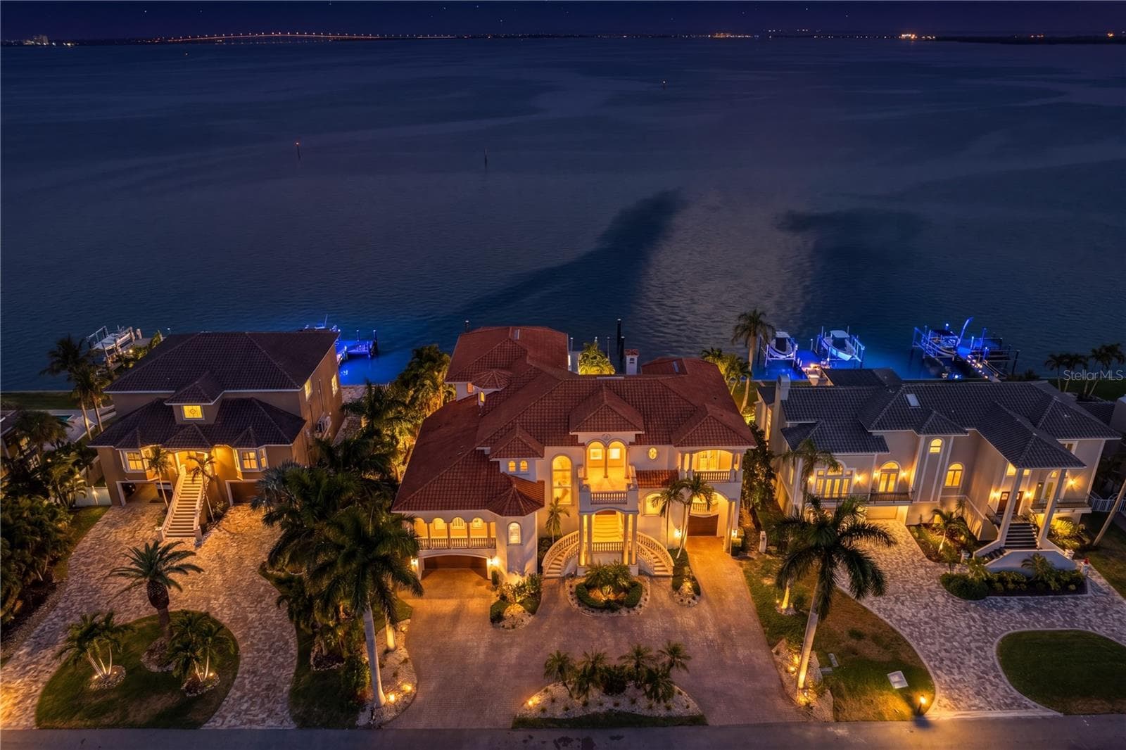 Stunning evening presentation of this exceptional Tierra Verde luxury residence. - 611 1ST AVE S, TIERRA VERDE