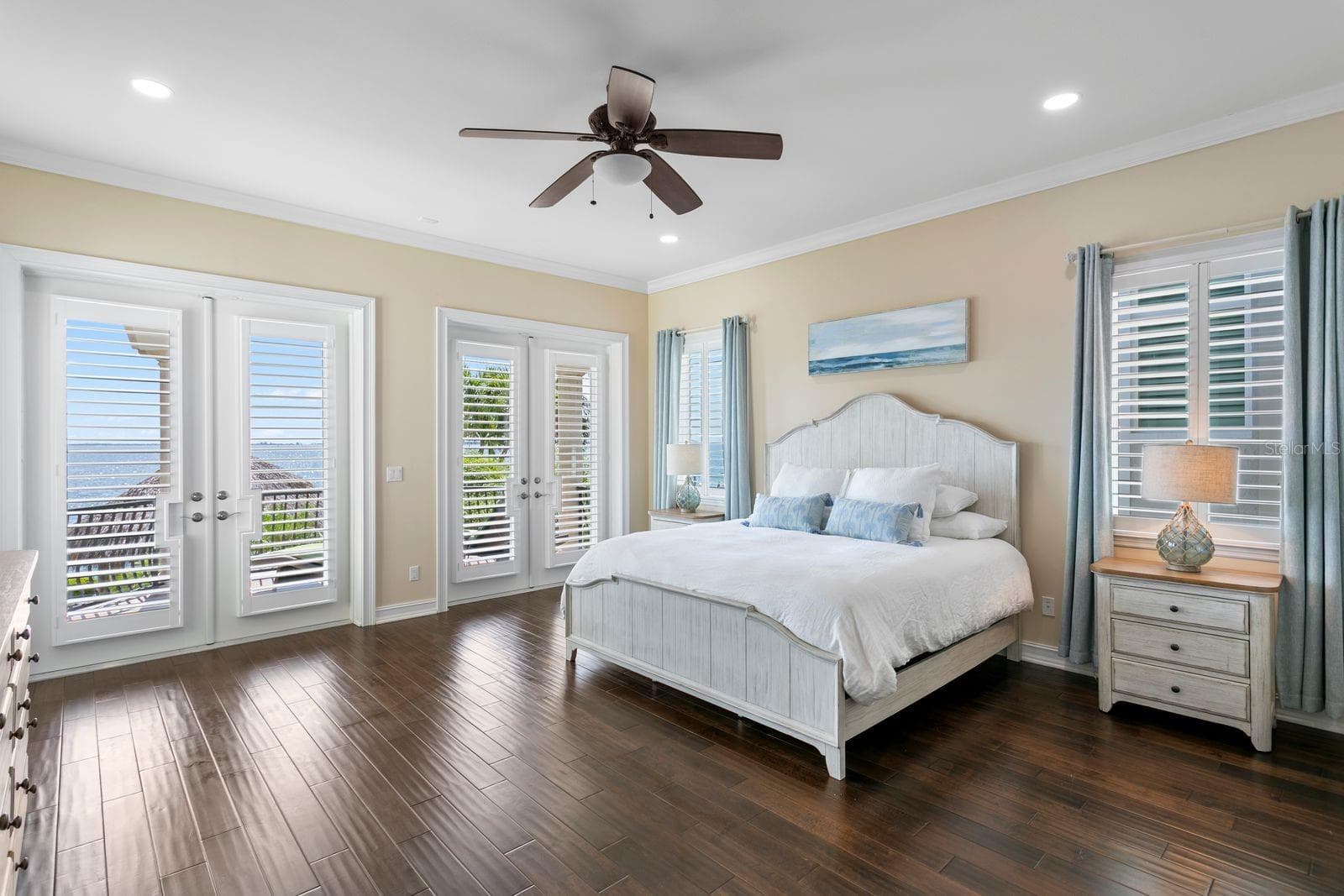 Main level primary suite with sweeping ocean views. - 611 1ST AVE S, TIERRA VERDE