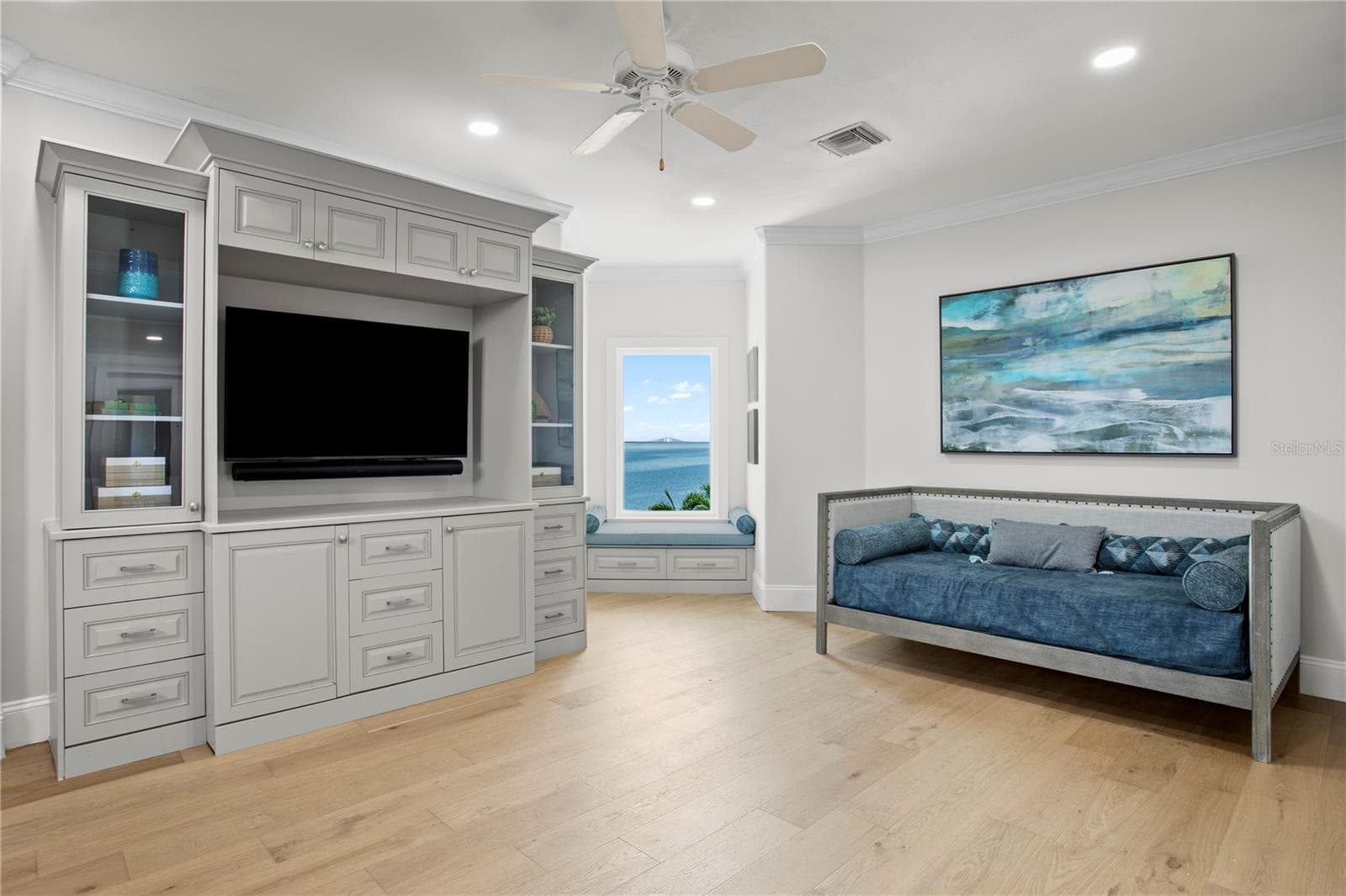 Another view of the flex space that leads you to the left wing - 611 1ST AVE S, TIERRA VERDE
