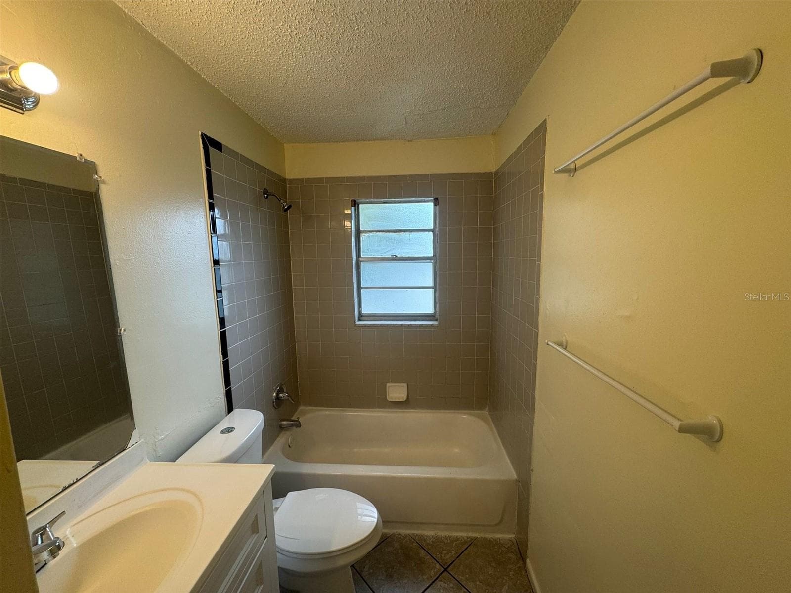 Condominium at 2800 E 113TH AVE #B1204, TAMPA, photo 17 of 26