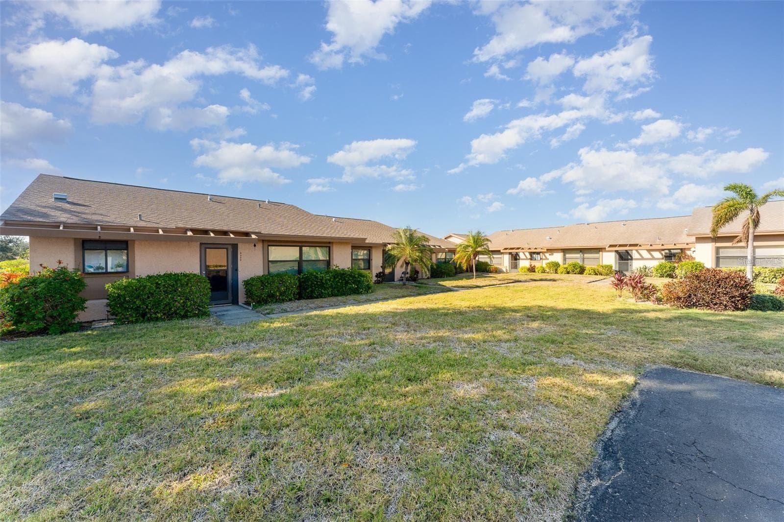 Condominium at 6314 29TH AVE W, BRADENTON, photo 11 of 12