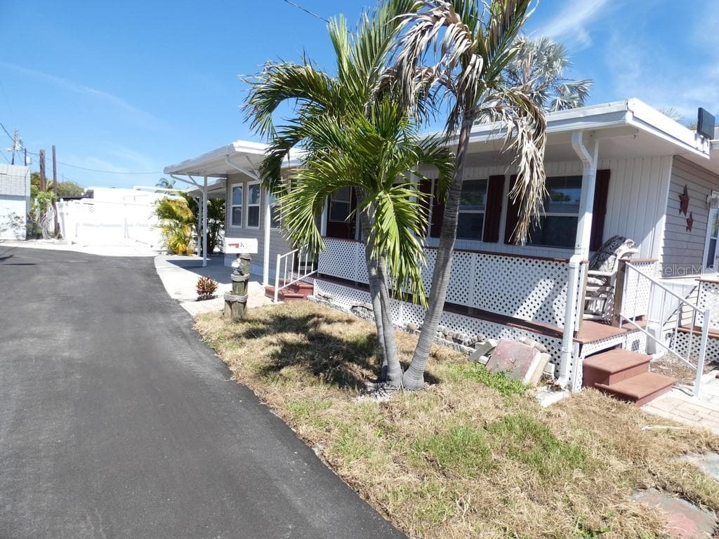 Mobile Home at 12674 SEMINOLE BLVD #S8, LARGO, photo 15 of 44