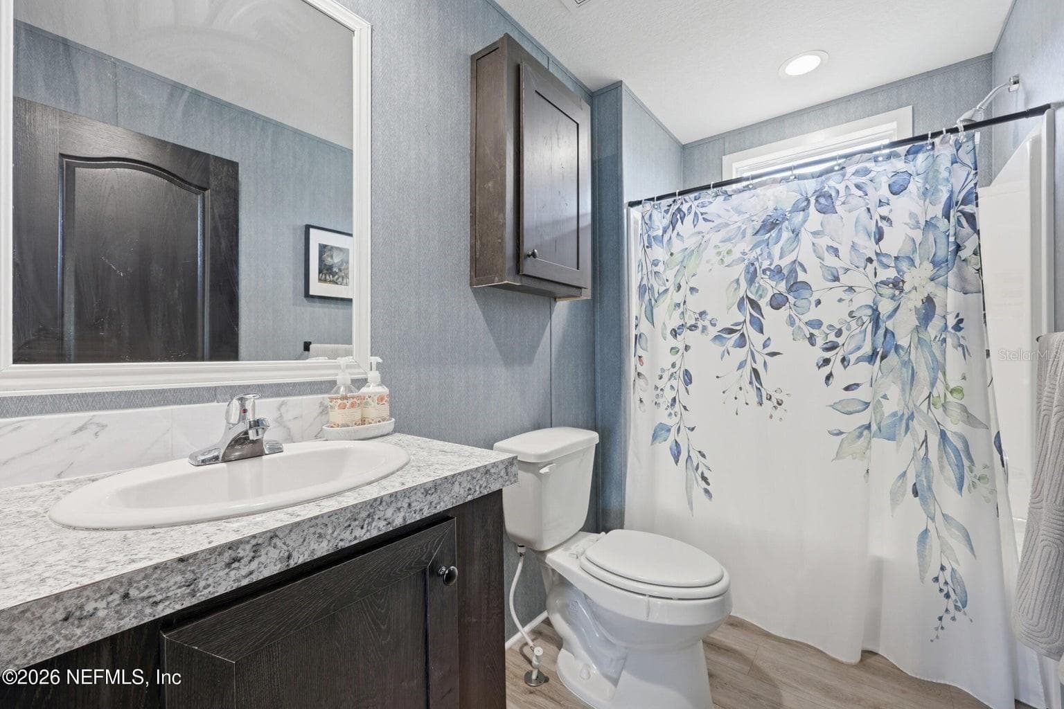 Guest Bathroom - 2626 WILL ELLEDGE RD, GLEN ST MARY