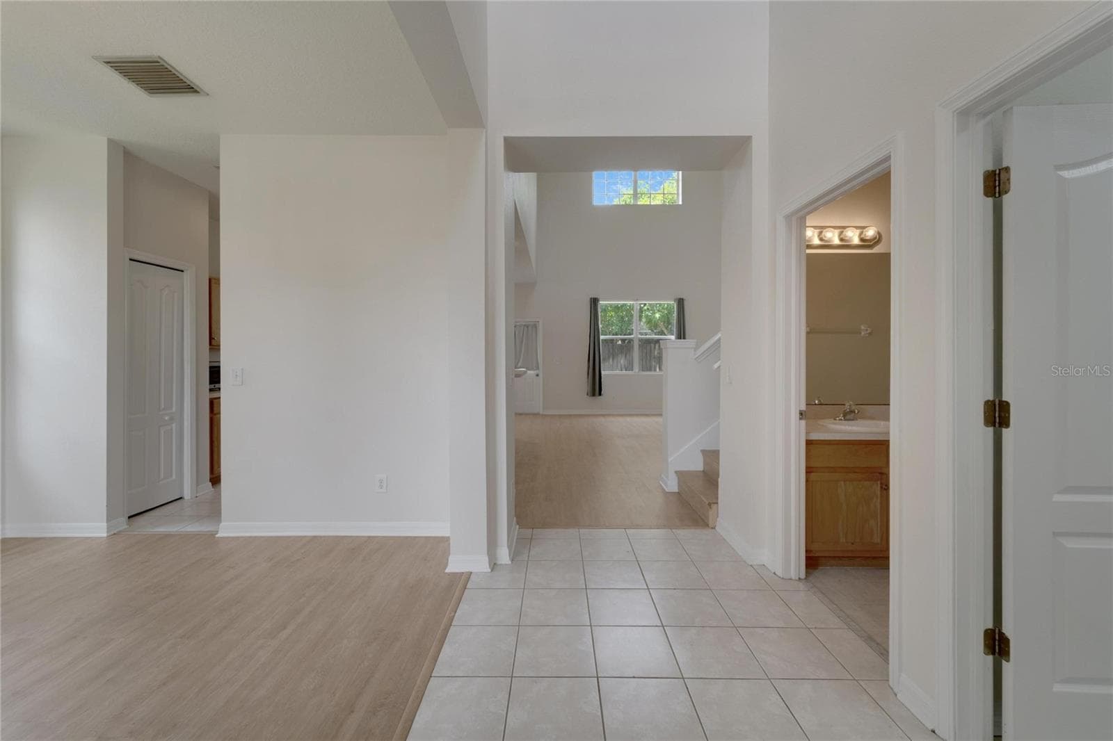 Single Family Residence at 411 DURHAM SHORE CT, APOLLO BEACH, photo 11 of 67