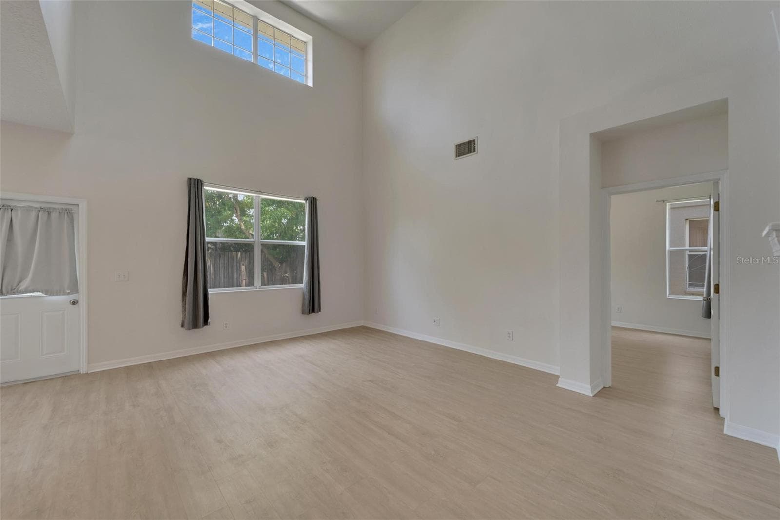 Single Family Residence at 411 DURHAM SHORE CT, APOLLO BEACH, photo 15 of 67