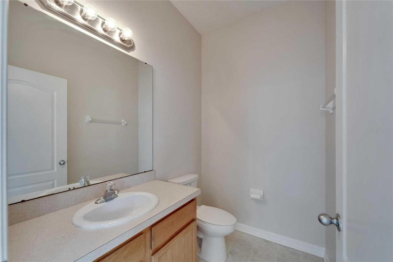 Single Family Residence at 411 DURHAM SHORE CT, APOLLO BEACH, photo 16 of 67