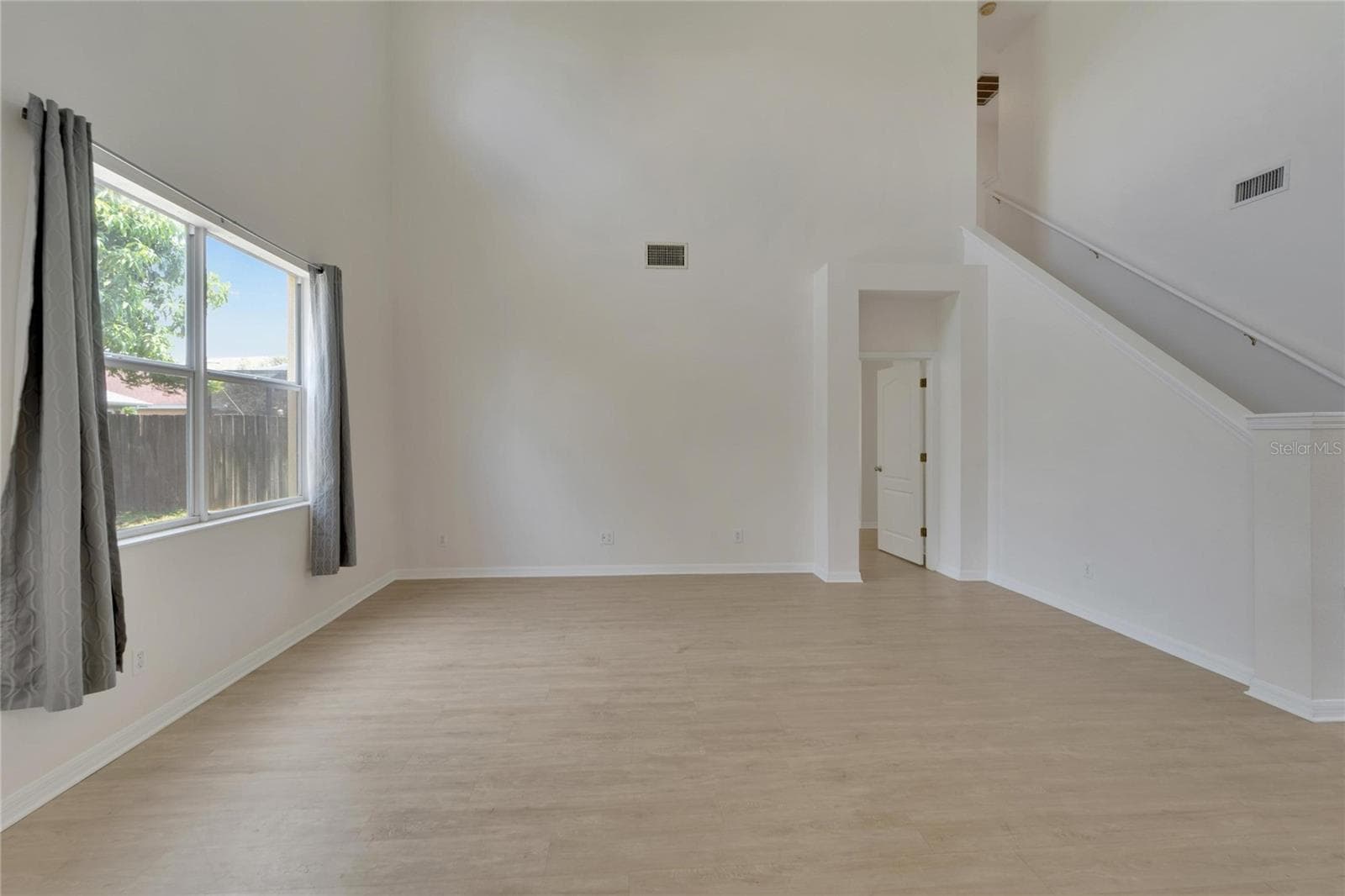 Single Family Residence at 411 DURHAM SHORE CT, APOLLO BEACH, photo 21 of 67