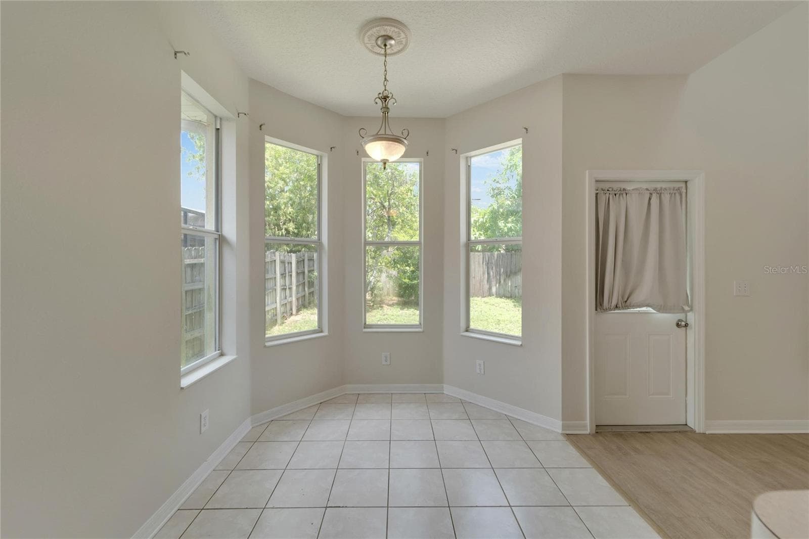 Single Family Residence at 411 DURHAM SHORE CT, APOLLO BEACH, photo 24 of 67