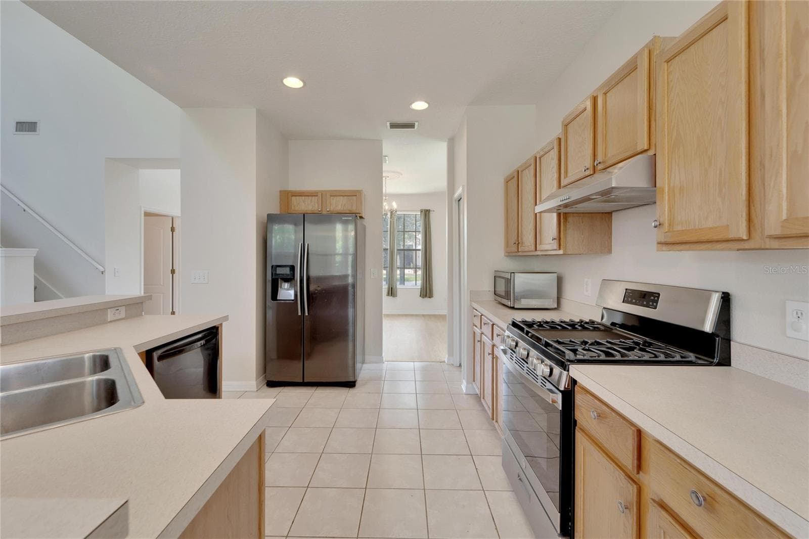 Single Family Residence at 411 DURHAM SHORE CT, APOLLO BEACH, photo 27 of 67