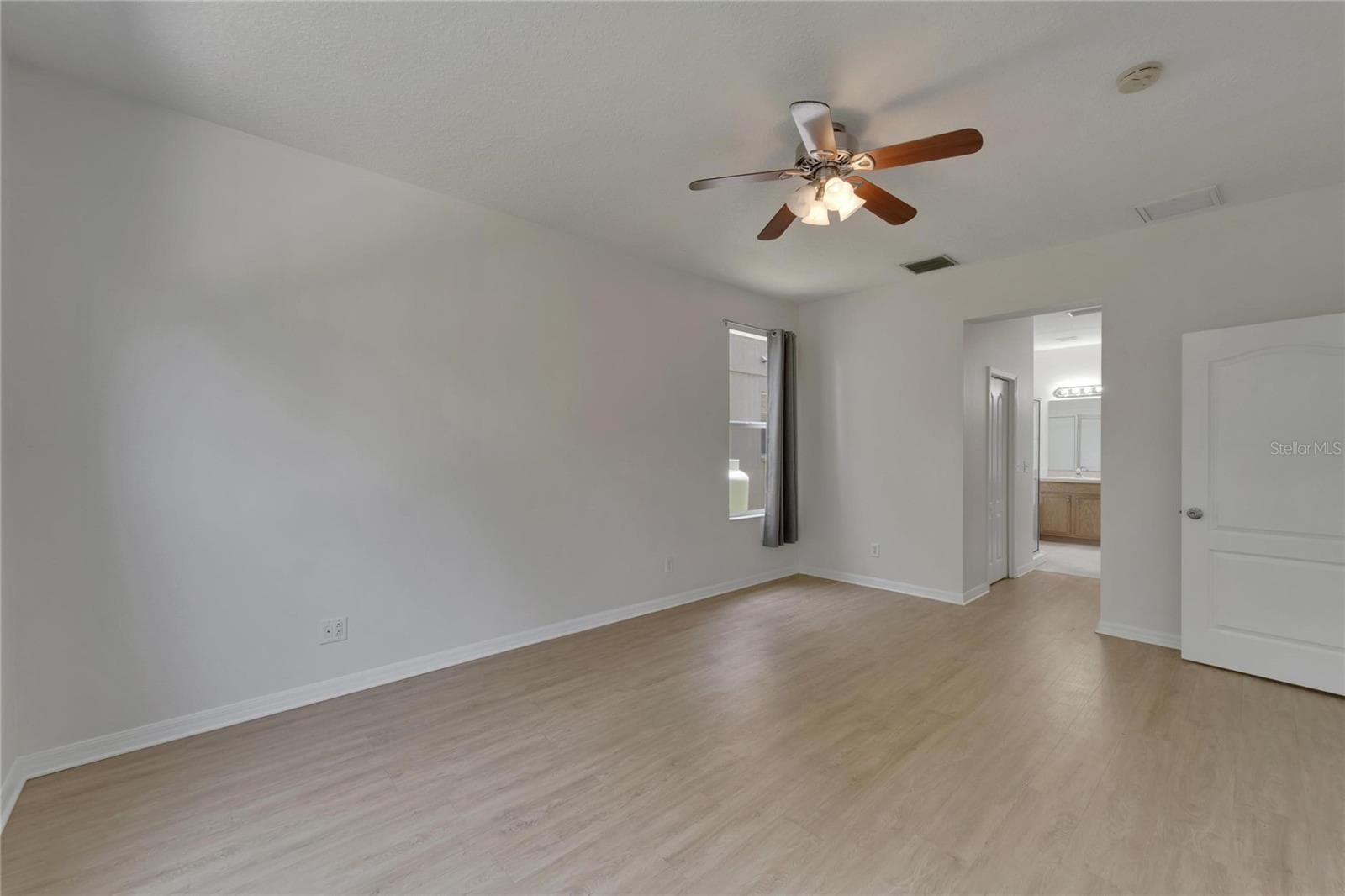 Single Family Residence at 411 DURHAM SHORE CT, APOLLO BEACH, photo 34 of 67