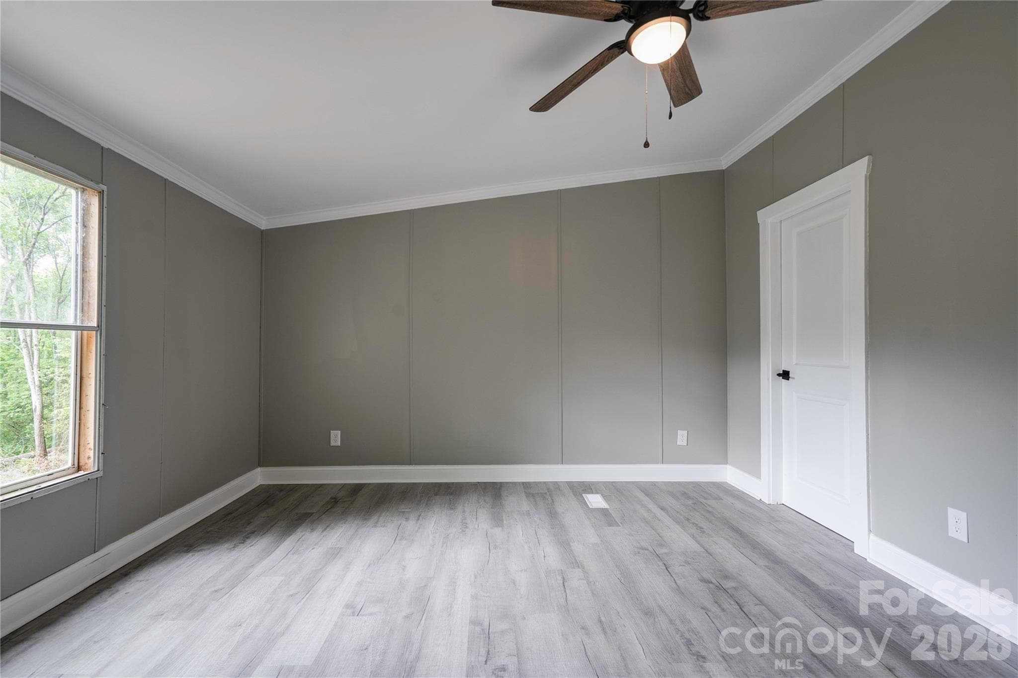 Single Family Residence at 141 Knob Creek Drive, Lawndale, photo 14 of 34