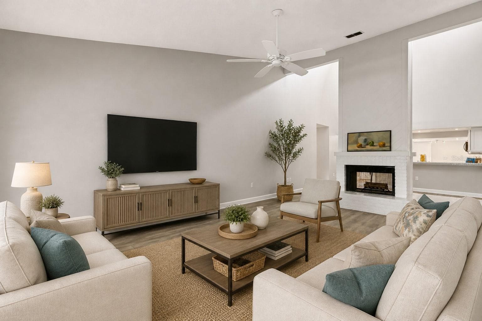 virtually staged - 4418 LA JOLLA DR, BRADENTON
