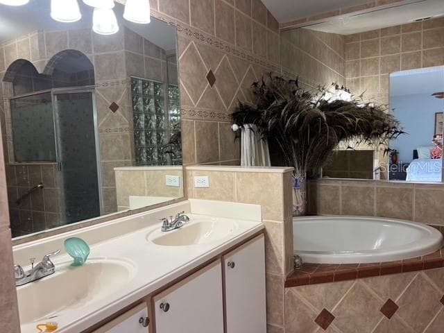 Single Family Residence at 4125 HAMPSHIRE VILLAGE CT, ORLANDO, photo 12 of 40