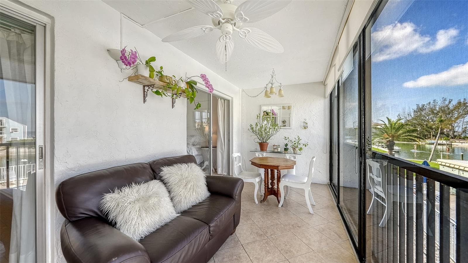 Condominium at 9200 MIDNIGHT PASS RD #25, SARASOTA, photo 11 of 35