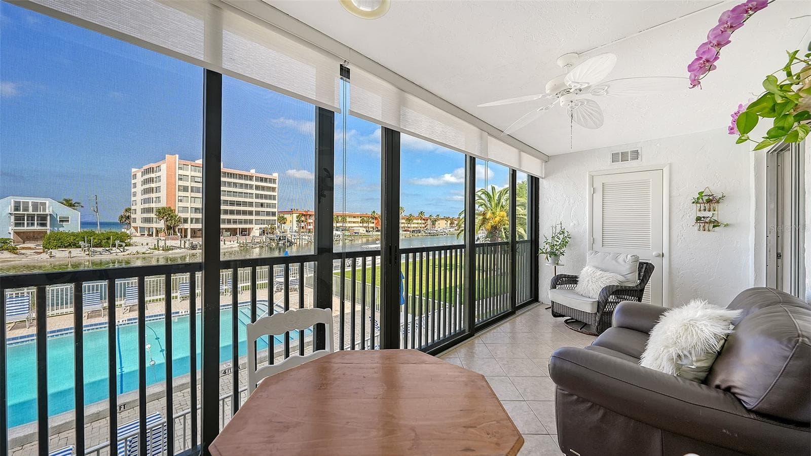 Condominium at 9200 MIDNIGHT PASS RD #25, SARASOTA, photo 12 of 35