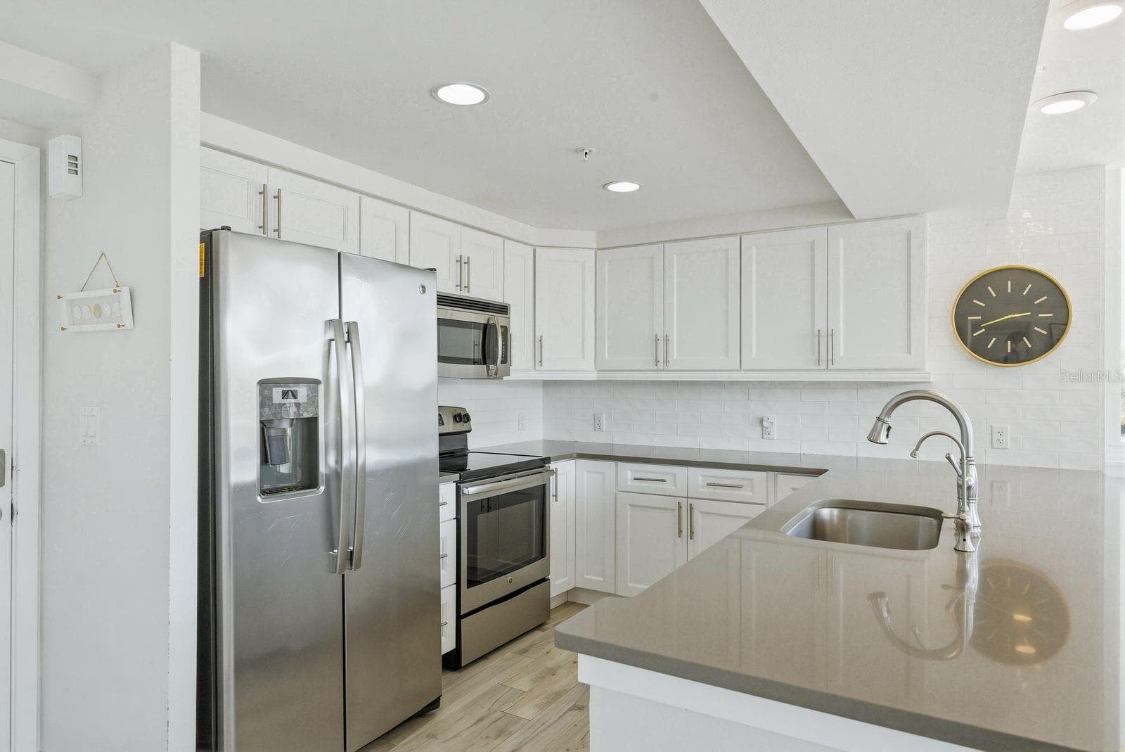Condominium at 223 ISLAND WAY #2D, CLEARWATER BEACH, photo 6 of 43