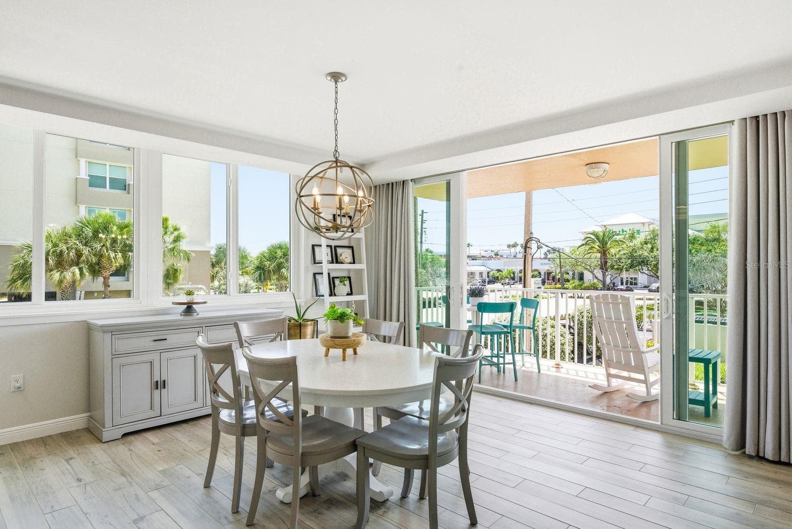 Dinette area with access to the first balcony. - 223 ISLAND WAY #2D, CLEARWATER BEACH
