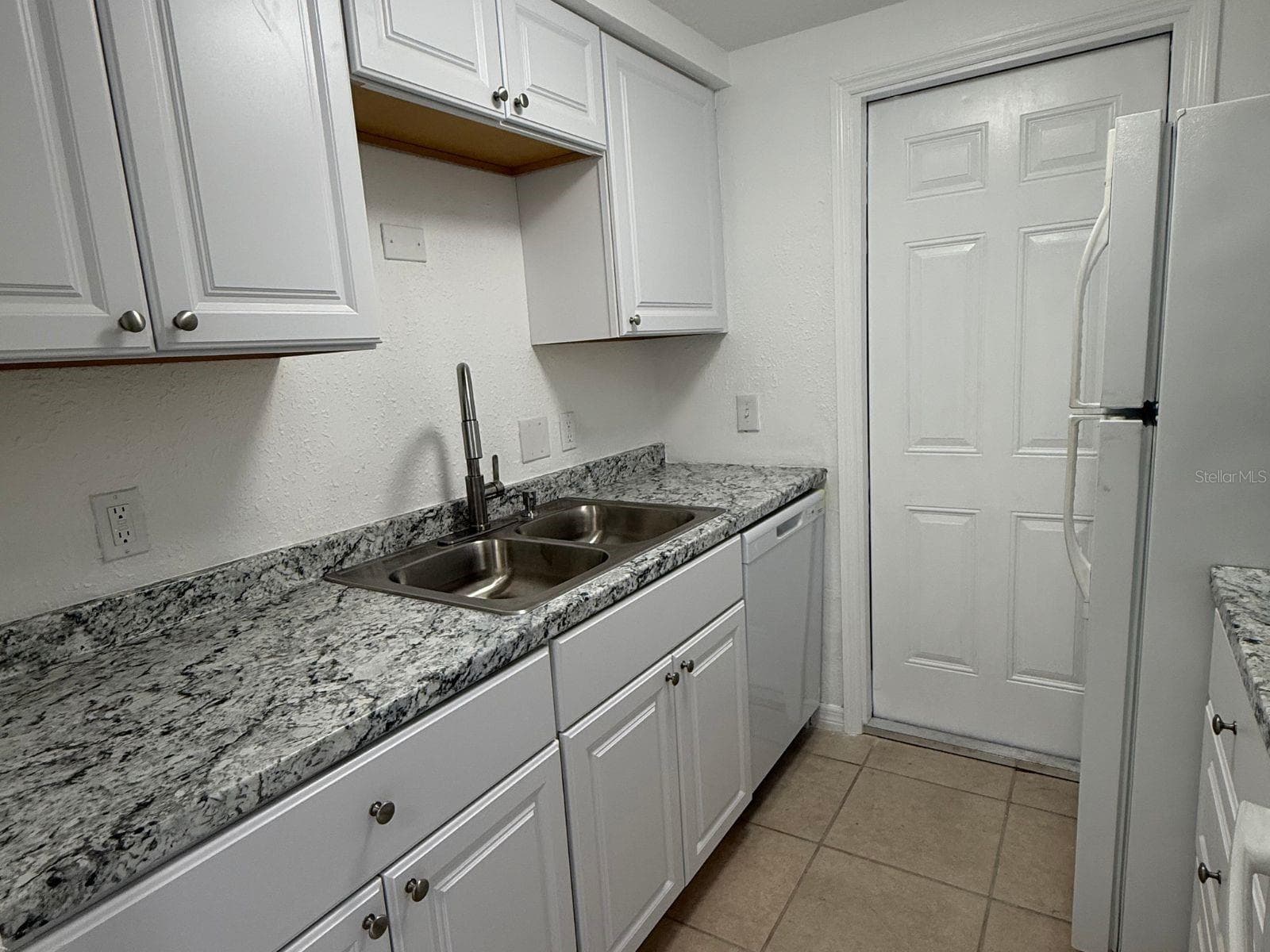 Triplex at 4954 BITNER ST, NEW PORT RICHEY, photo 20 of 31