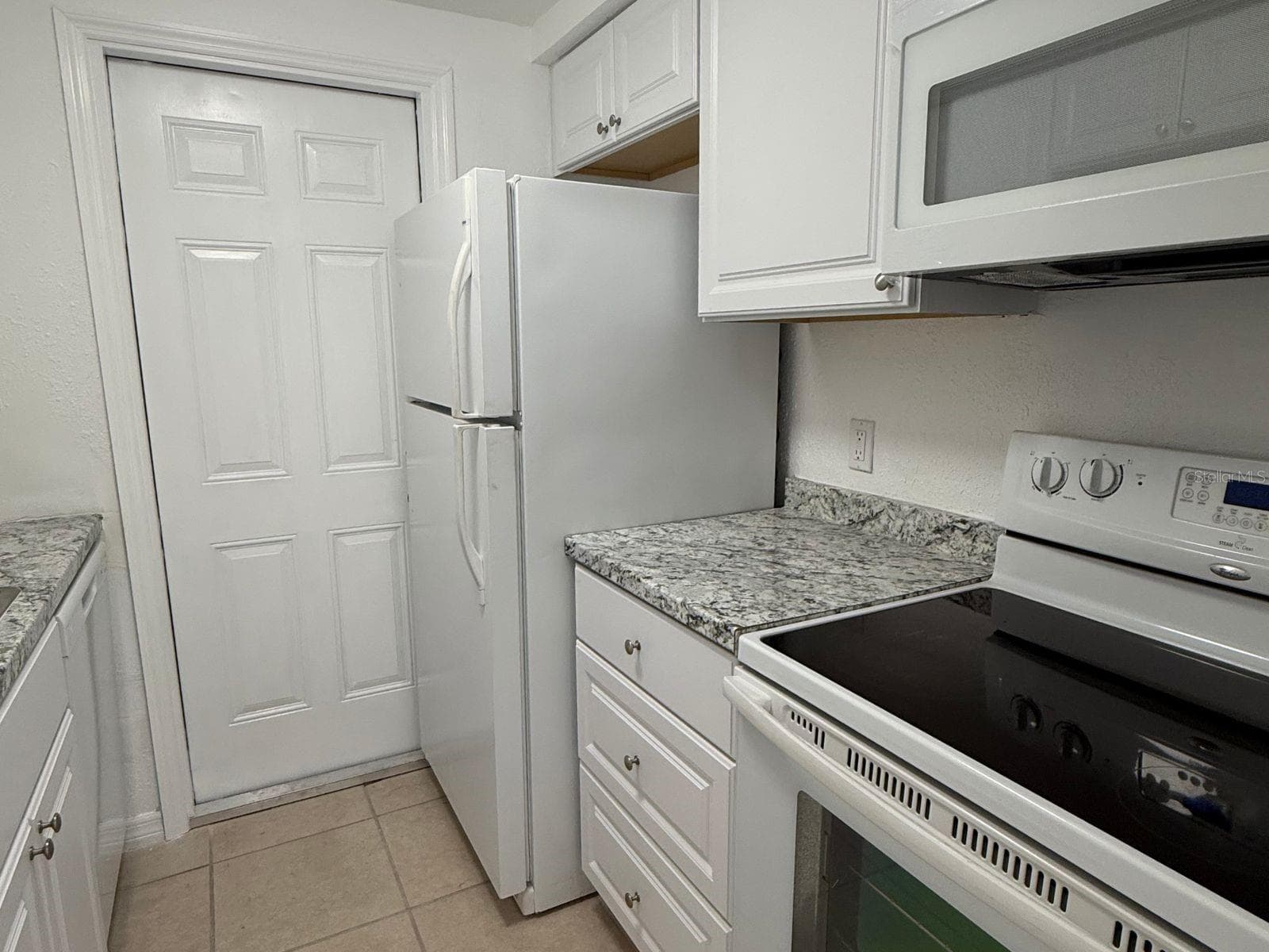 Villa at 4954 BITNER ST, NEW PORT RICHEY, photo 8 of 32