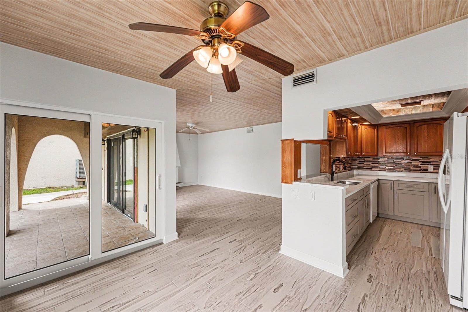 Dining Area - 546 PLAZA SEVILLE CT #85, TREASURE ISLAND