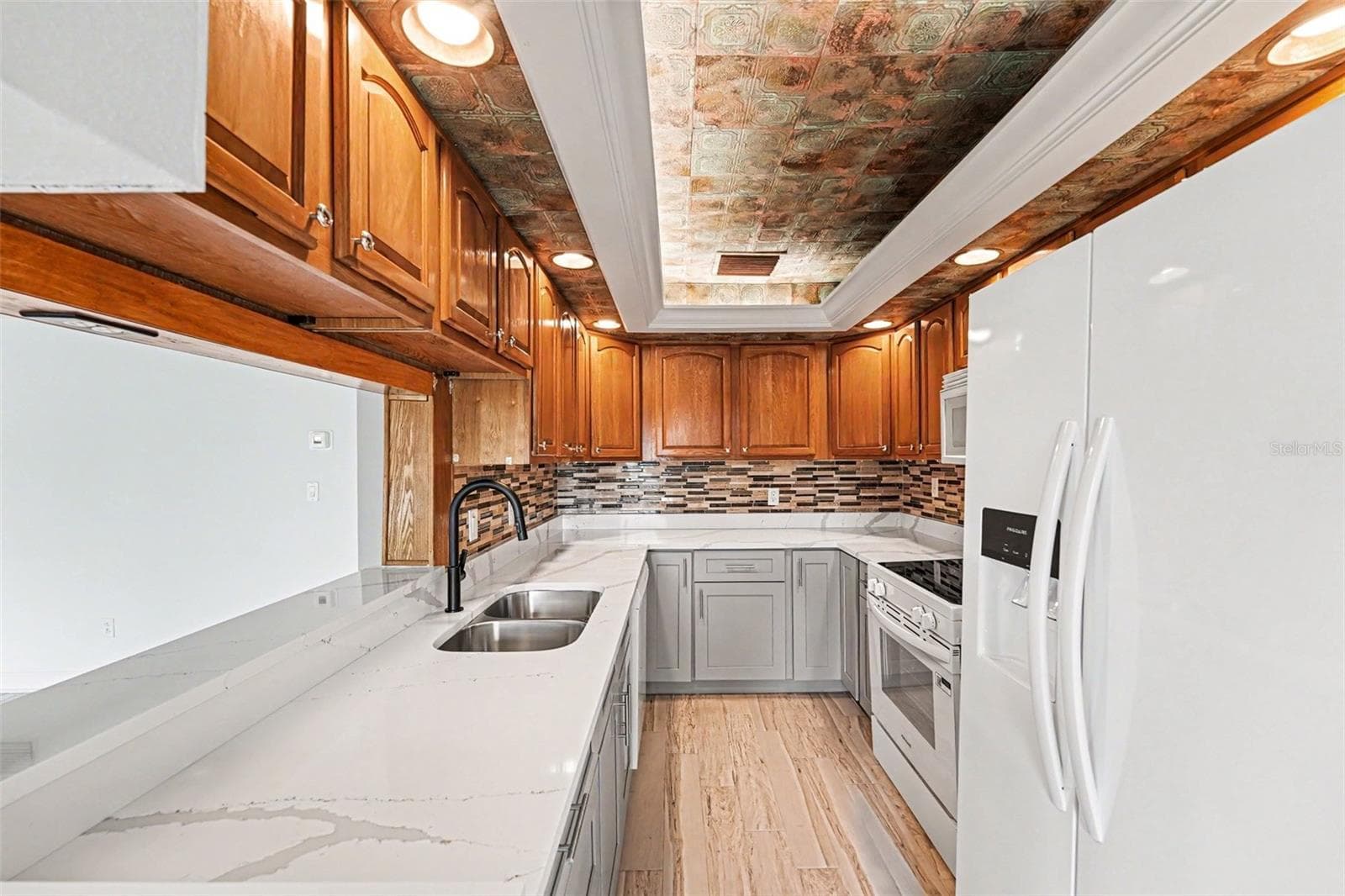Kitchen - 546 PLAZA SEVILLE CT #85, TREASURE ISLAND