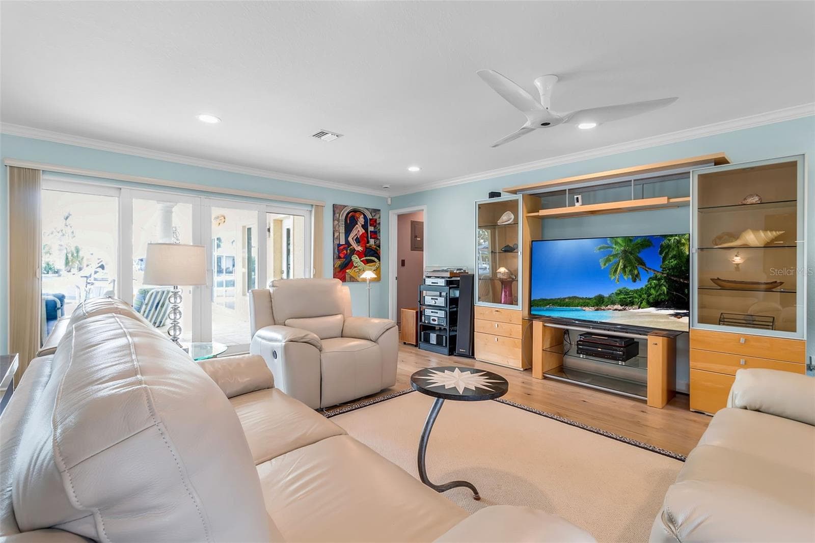 Single Family Residence at 524 HORNBLOWER LN, LONGBOAT KEY, photo 19 of 59