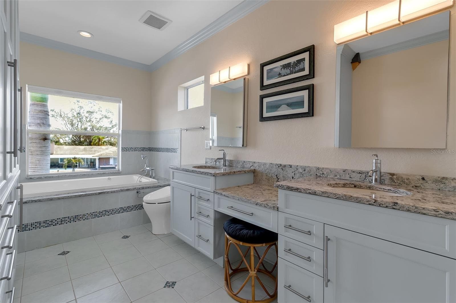 Primary Bath - 524 HORNBLOWER LN, LONGBOAT KEY