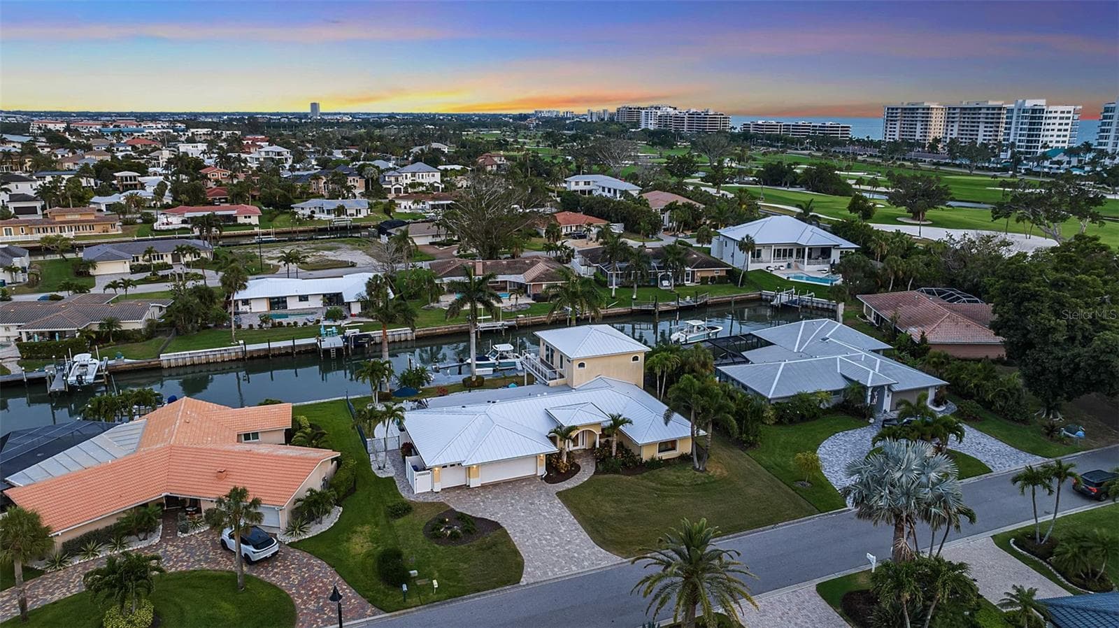 Single Family Residence at 524 HORNBLOWER LN, LONGBOAT KEY, photo 57 of 59
