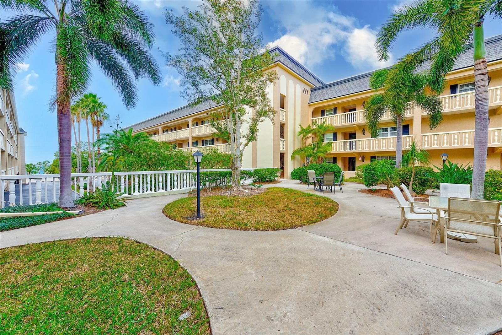 Condominium at 131 BLUFF VIEW DR #401, BELLEAIR BLUFFS, photo 40 of 53