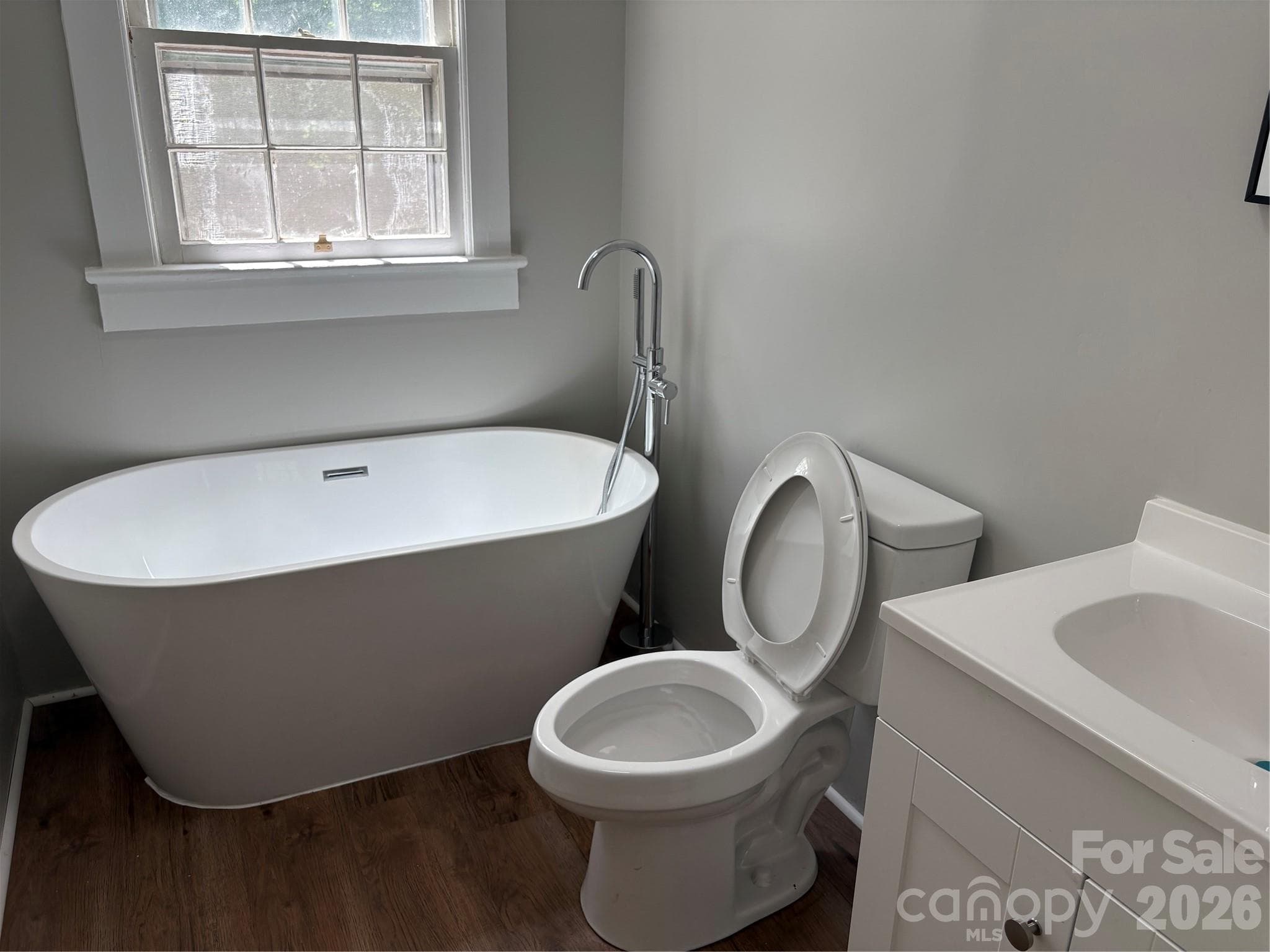 Single Family Residence at Concord, photo 6 of 11