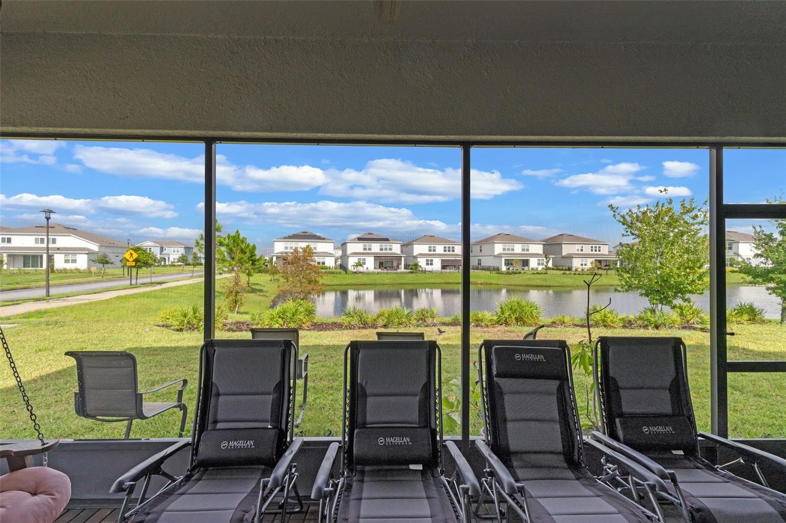 Single Family Residence at 13615 RITTA ISLAND DR, ORLANDO, photo 32 of 41