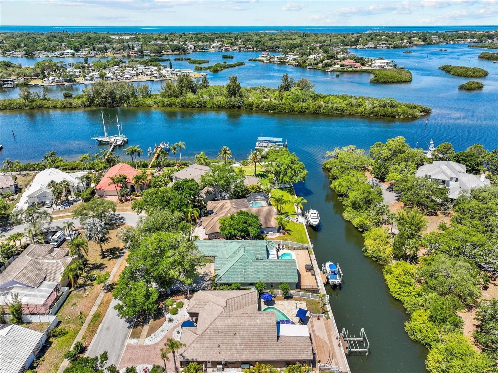 Single Family Residence at 1114 MARINA DR, TARPON SPRINGS, photo 52 of 54