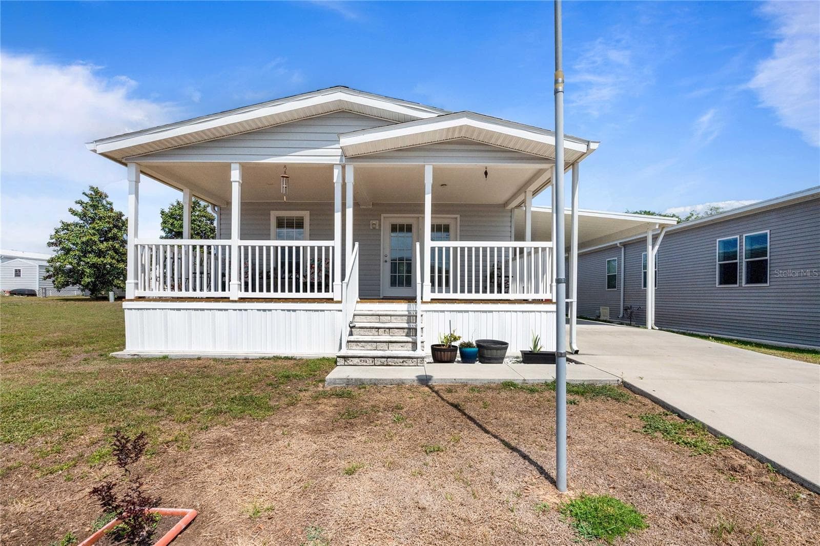 10042 COLLINGWOOD AVE