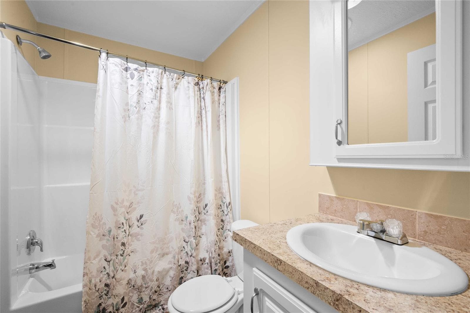 Manufactured Home at 10042 COLLINGWOOD AVE, DADE CITY, photo 23 of 34
