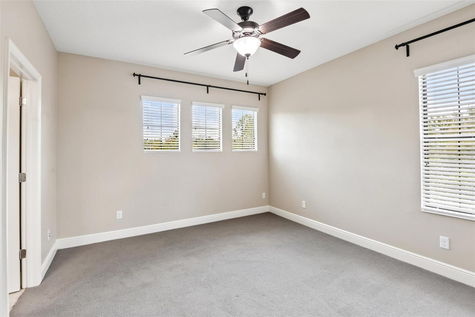 Single Family Residence at 8355 SWISS CHARD CIR, LAND O LAKES, photo 23 of 37