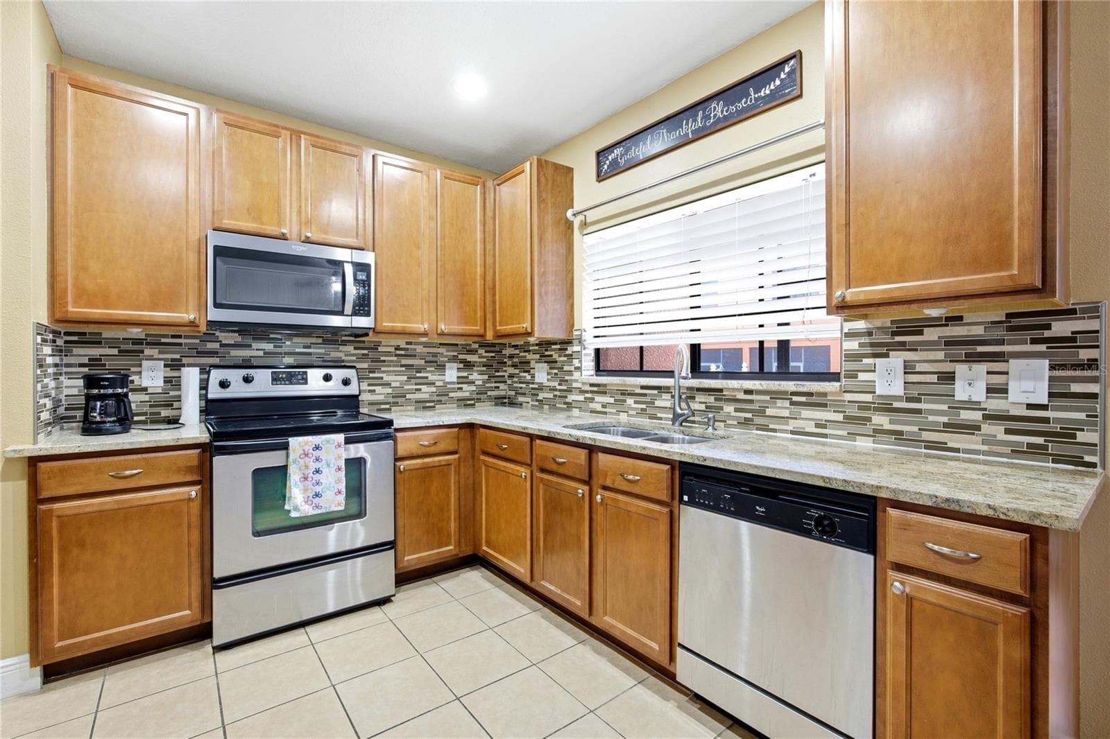 Townhouse at 1033 BLACKWATER DR, WESLEY CHAPEL, photo 6 of 55