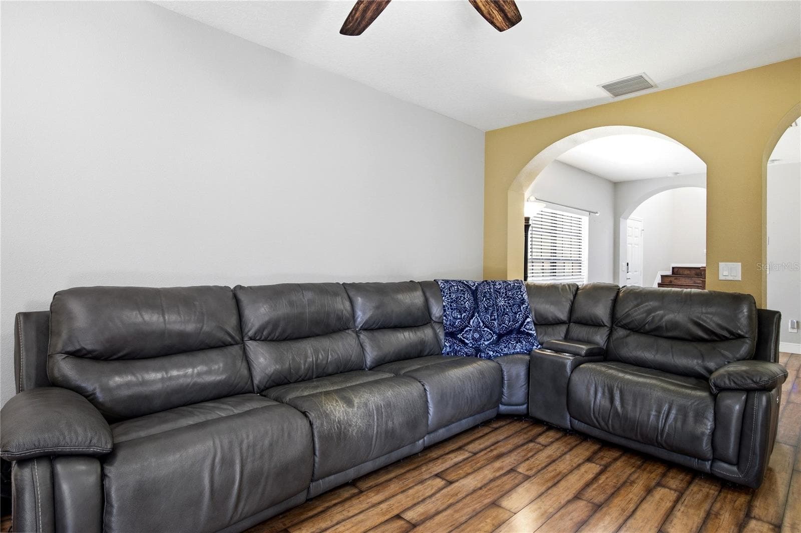 Townhouse at 1033 BLACKWATER DR, WESLEY CHAPEL, photo 11 of 55