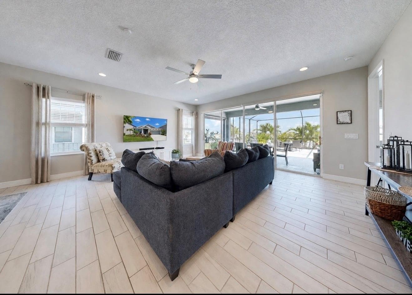 Single Family Residence at 6364 ROADSTEAD CT, APOLLO BEACH, photo 6 of 70