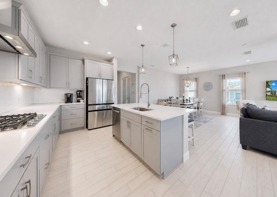 Single Family Residence at 6364 ROADSTEAD CT, APOLLO BEACH, photo 17 of 70
