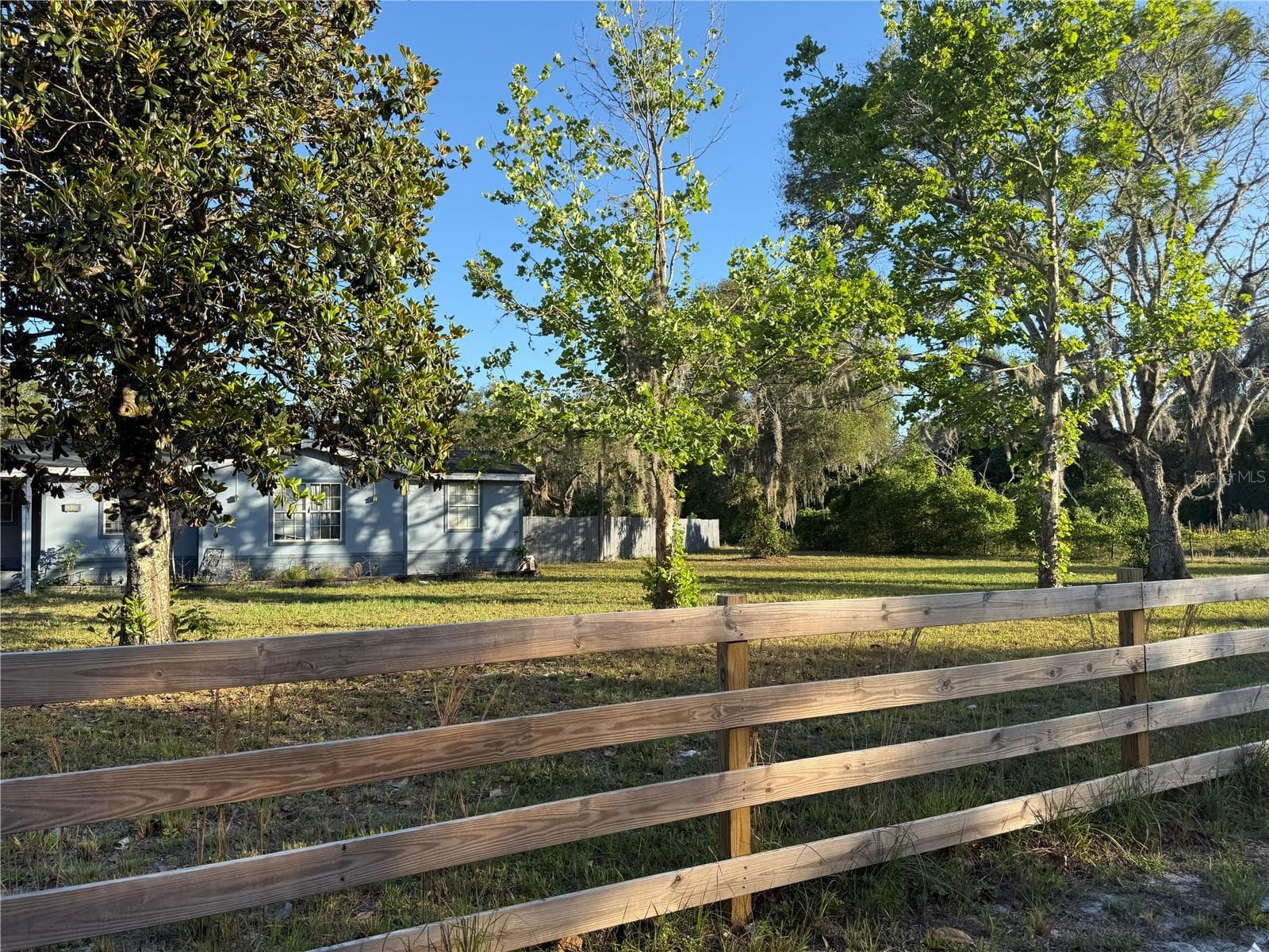 Single Family Residence at 26106 FISHERMANS RD, PAISLEY, photo 12 of 20