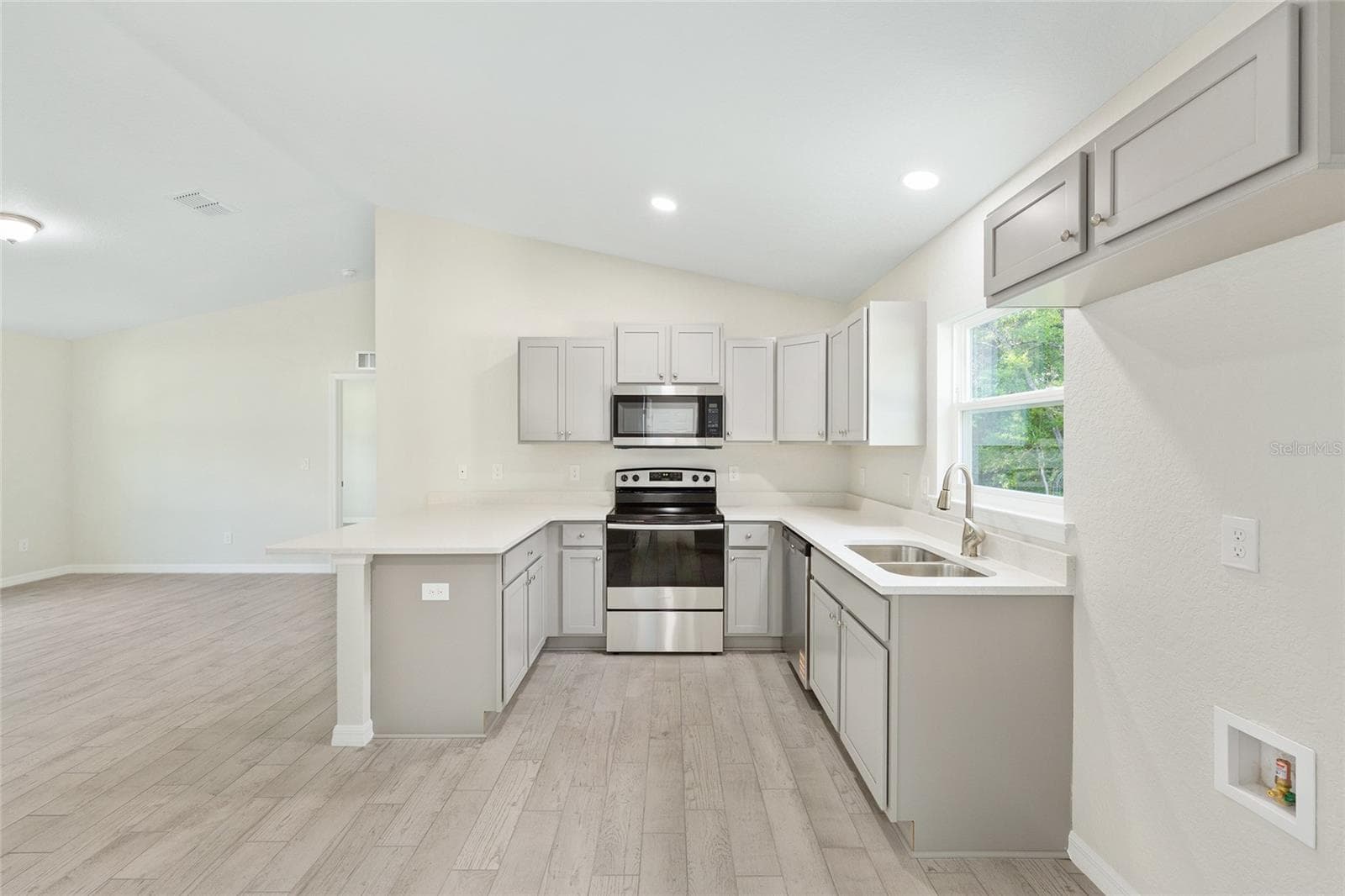 Single Family Residence at 358 LOCUST RD, OCALA, photo 18 of 48