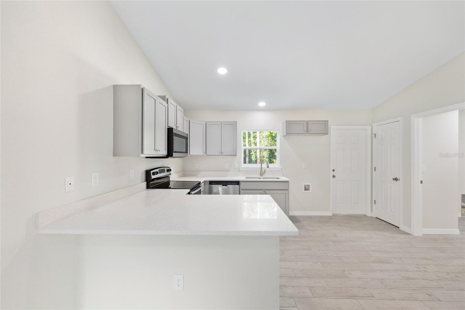 Single Family Residence at 358 LOCUST RD, OCALA, photo 20 of 48