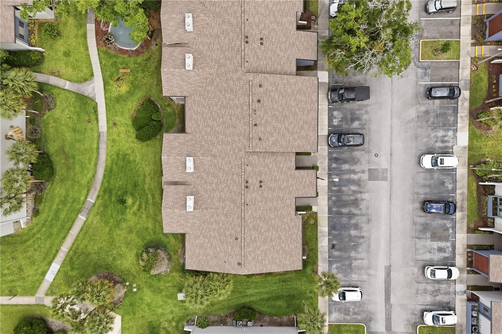 Condominium at 7 ESCONDIDO CIR #67, ALTAMONTE SPRINGS, photo 7 of 53