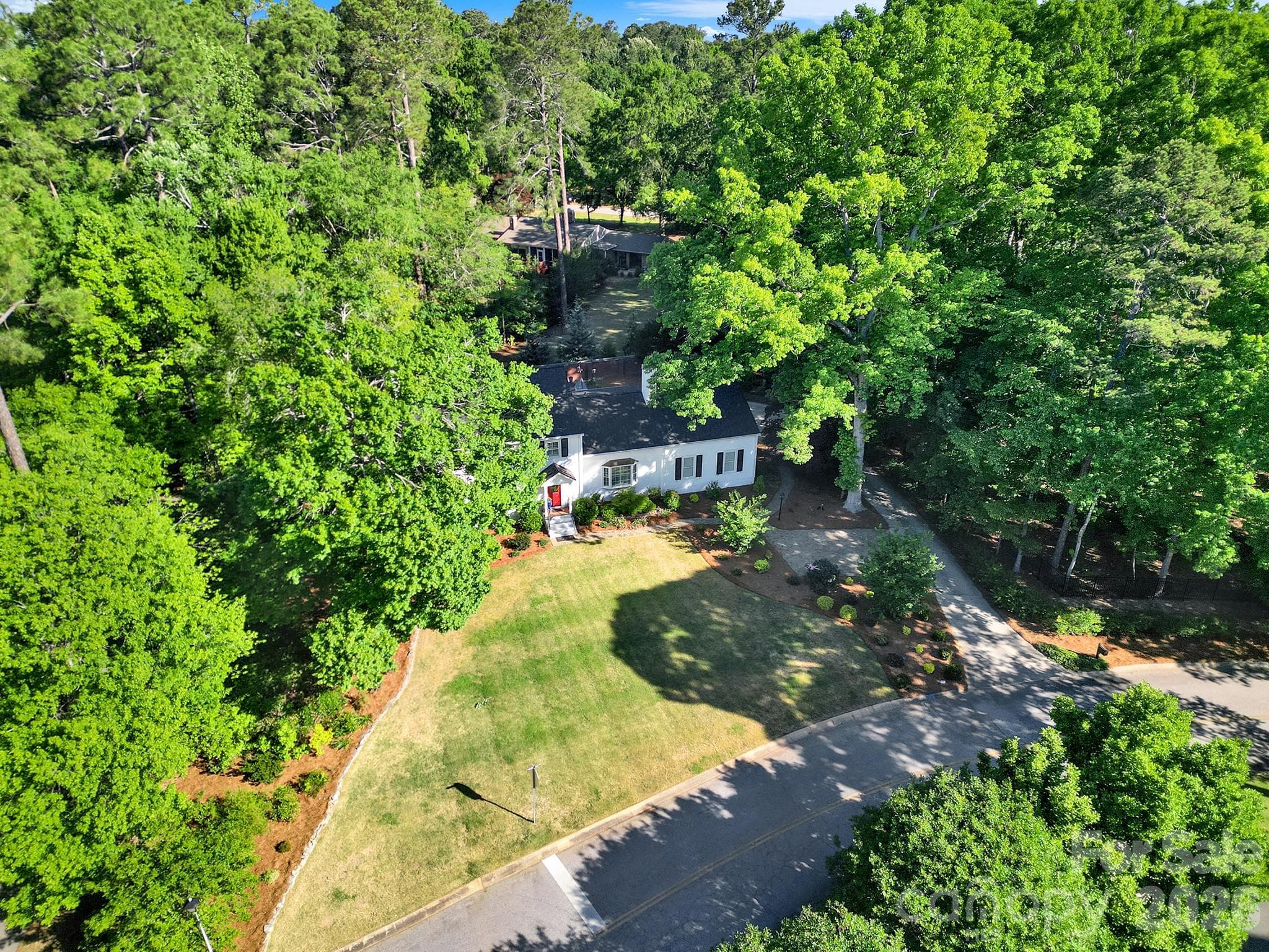 Single Family Residence at 537 Briarwood Road, Lancaster, photo 46 of 48