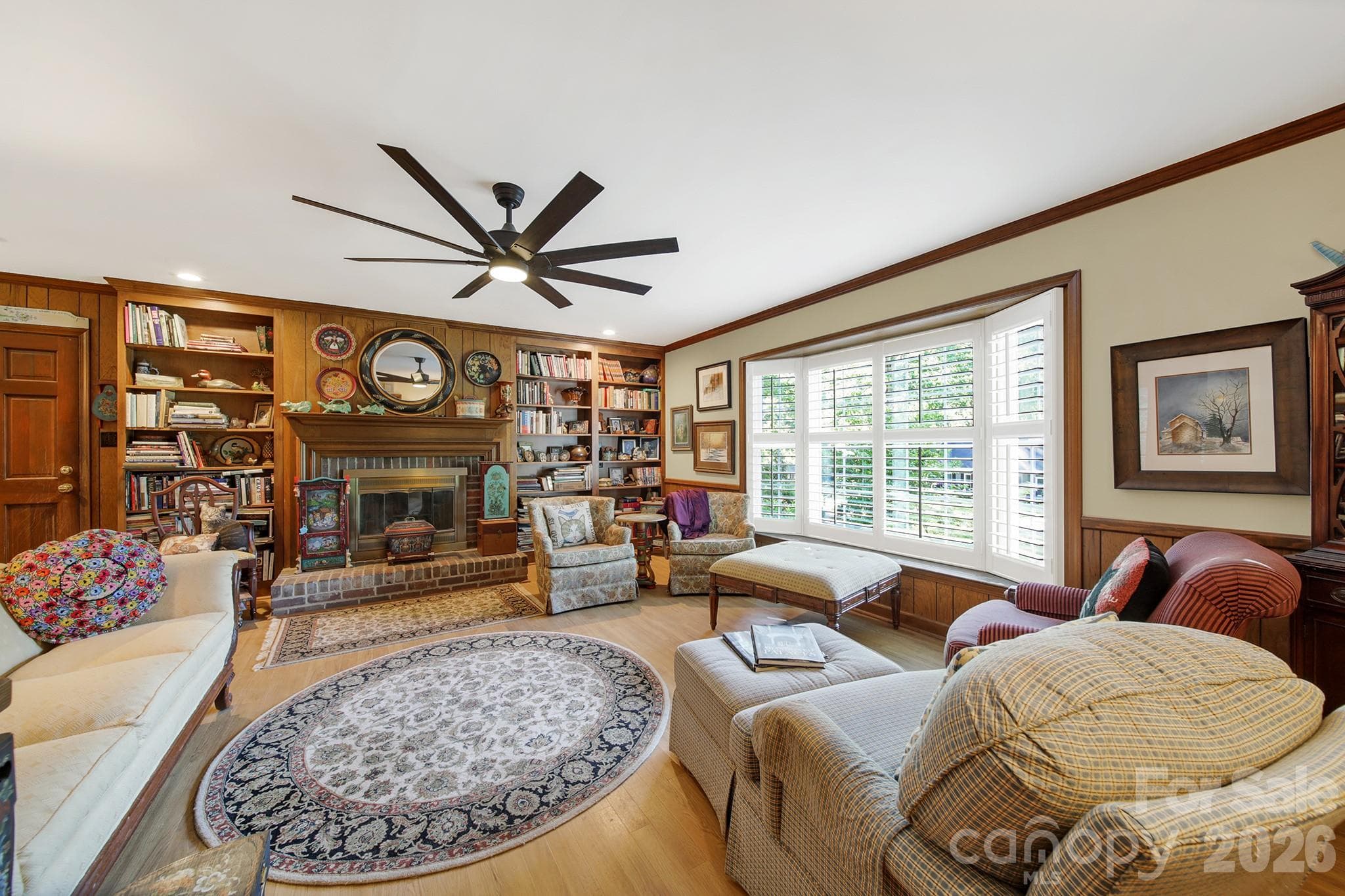 Single Family Residence at 537 Briarwood Road, Lancaster, photo 16 of 48