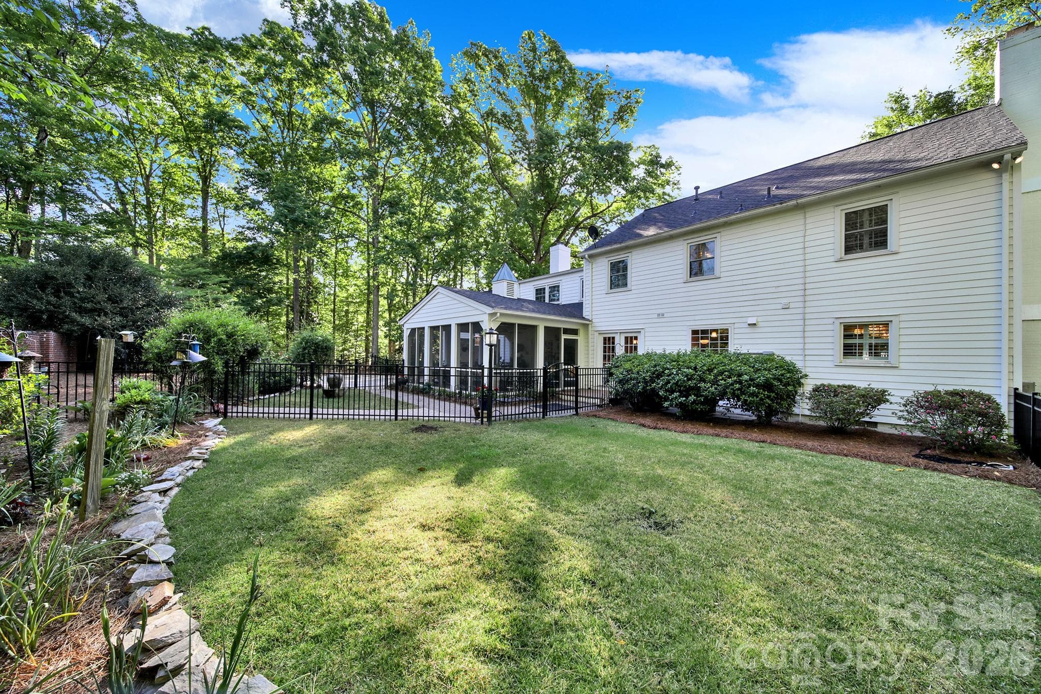 Single Family Residence at 537 Briarwood Road, Lancaster, photo 39 of 48