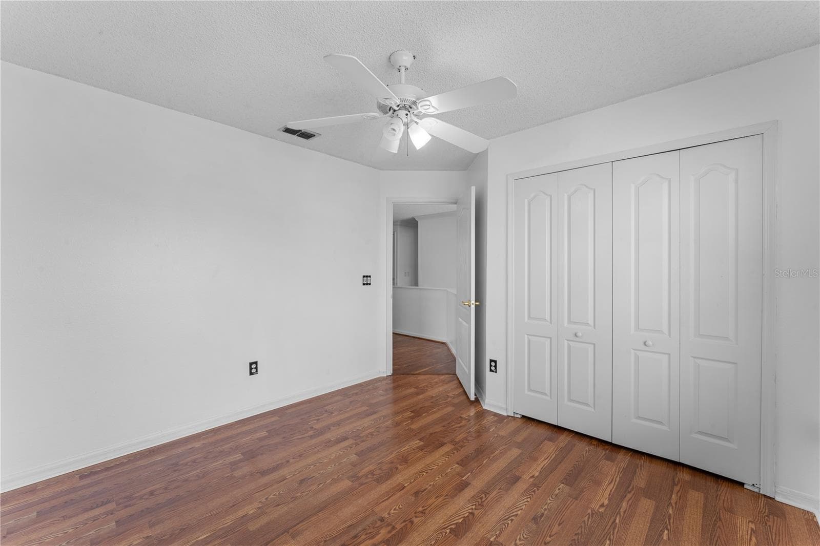 Single Family Residence at 617 LAKESCAPE CT, ORLANDO, photo 34 of 42
