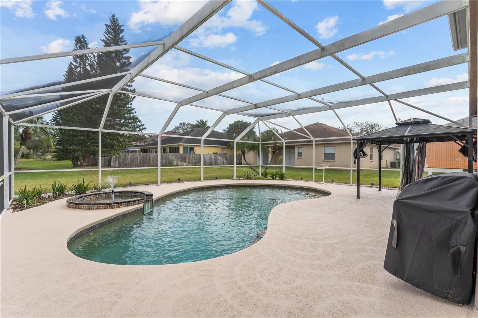Single Family Residence at 617 LAKESCAPE CT, ORLANDO, photo 37 of 42