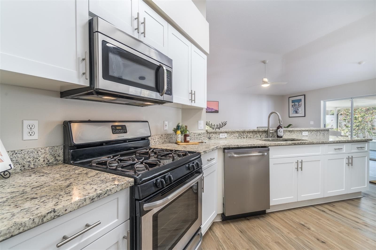 Single Family Residence at 1707 BONDURANT WAY, BRANDON, photo 13 of 25