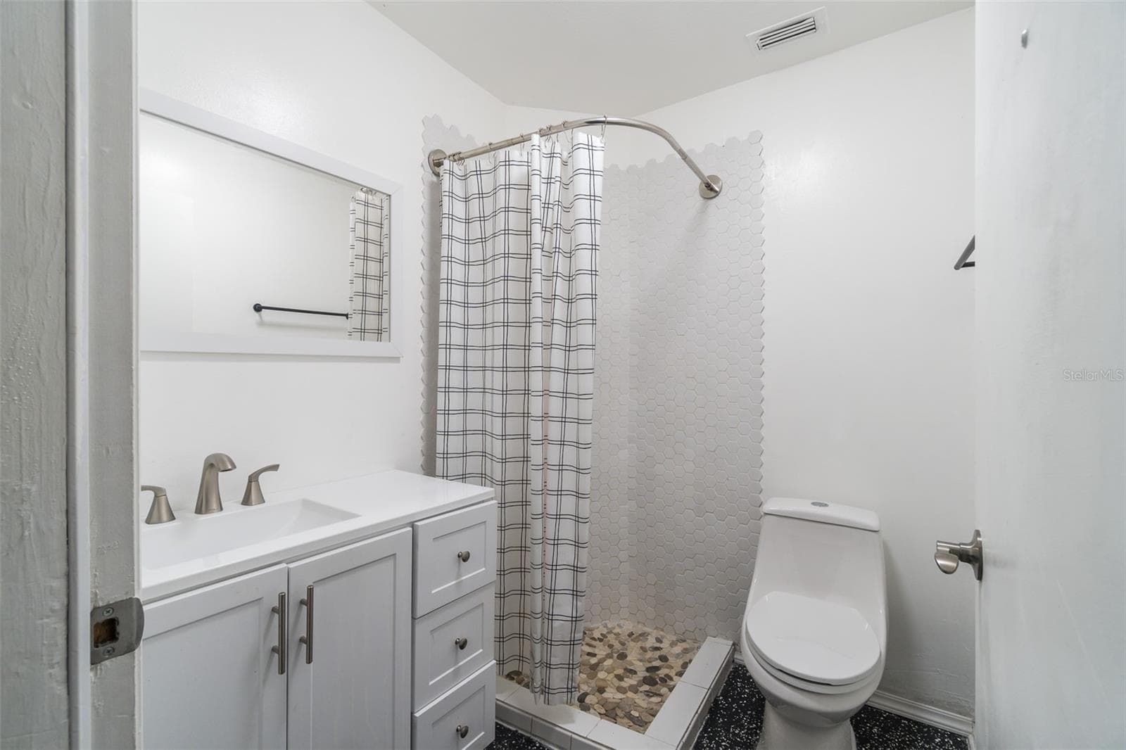 Single Family Residence at 1707 BONDURANT WAY, BRANDON, photo 20 of 25